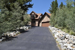 Great Views and Private Hot Tub - Aspen Grove